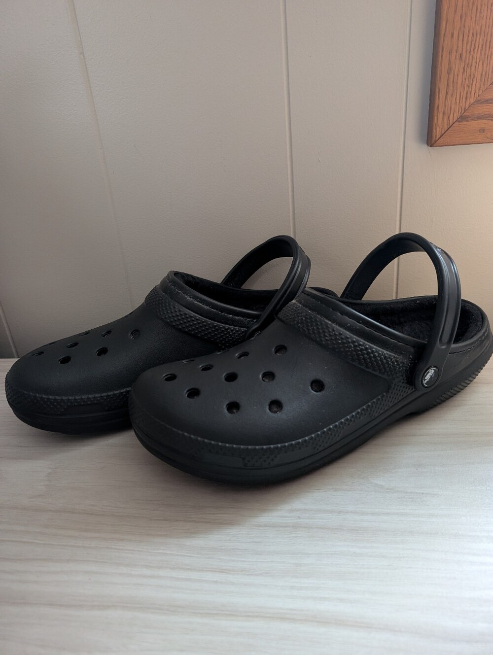 Crocs Black Classic Lined Clogs Mens 10 Women's 12